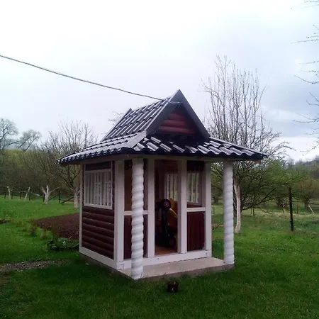 файна хата *